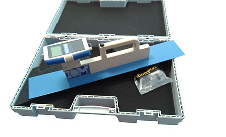 MOISTURE METER FOR PAPER BALES (BY CONTACT)